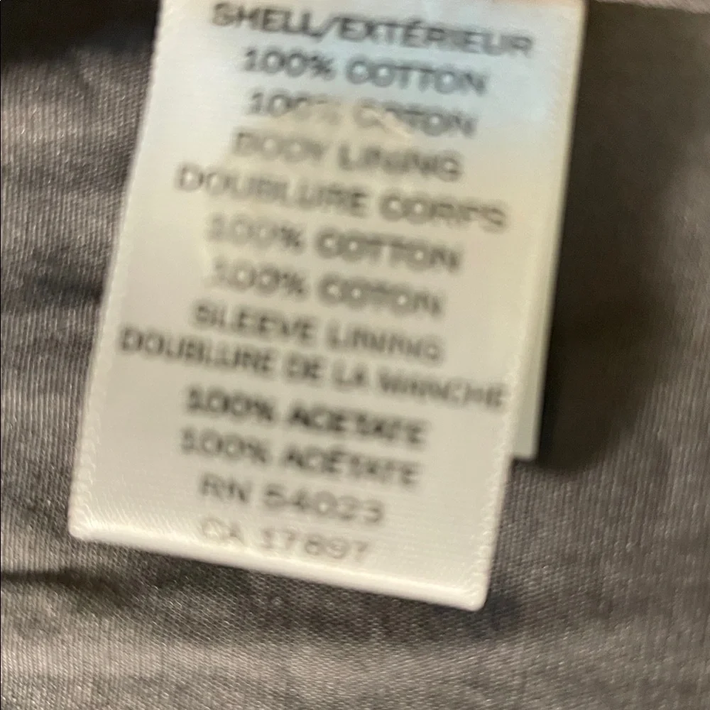 Banana Republic Men’s Tailored Fit,  Gray Blazer. Size 40R. Like New Retail $210
